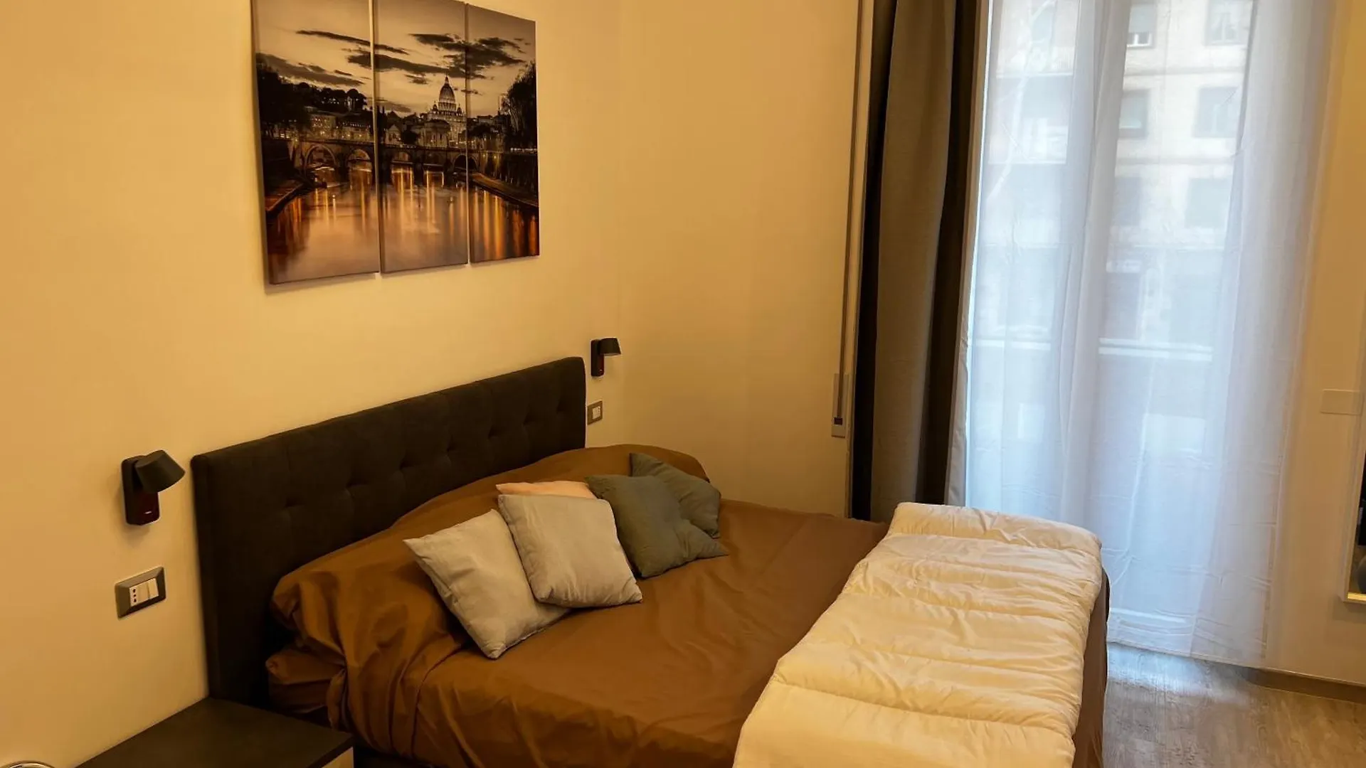 Love4Rome Guest House Italy